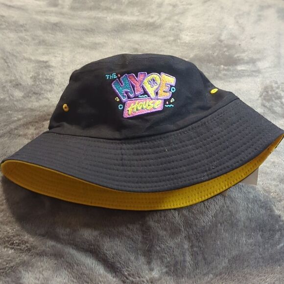 Hype House Reversible Bucket Hat - Picture 9 of 9